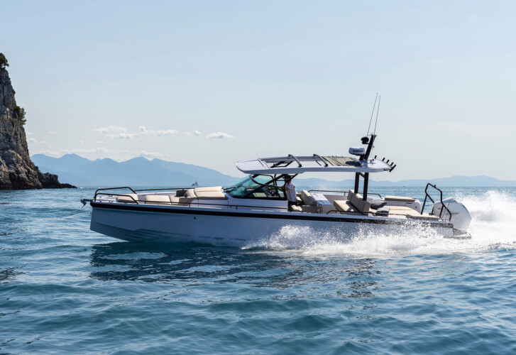 Motorboat Axopar 37 Brabus Line Alcudia 8