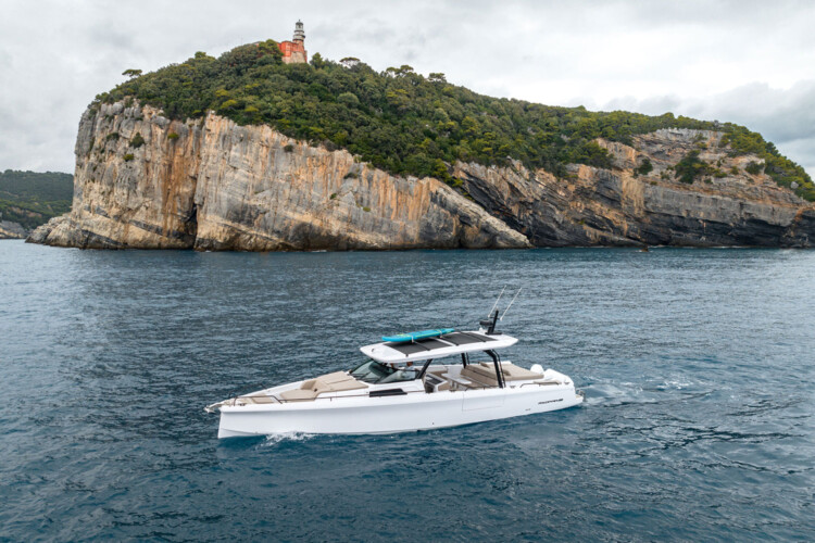 Motorboat Axopar 45 Sun Top Pollensa 6