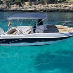 Motorboat Blueline 21 Open Cala dOr 5