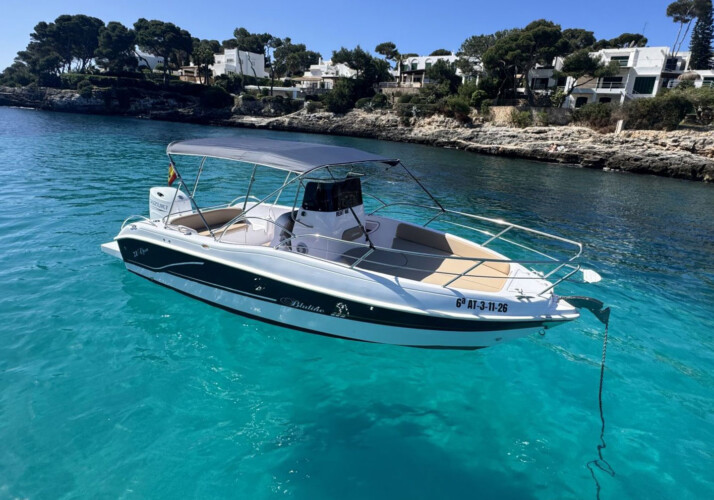 Motorboat Blueline 21 Open Cala dOr 6