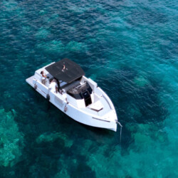 Motonave De Antonio D28 Open Mojito Porto Calanova 14