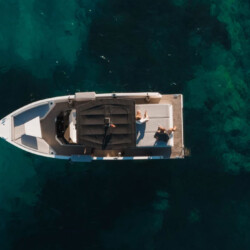 Motoscafo De Antonio D28 Open Mojito Porto Calanova 7