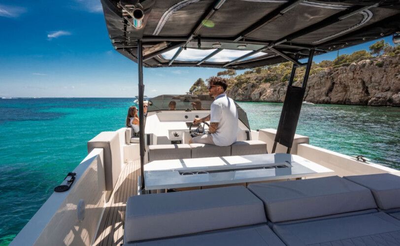 Motoscafo De Antonio D28 Open Mojito Porto Calanova 9