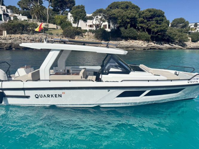 Motorboat Quarken 35 Sport Cala dOr 14