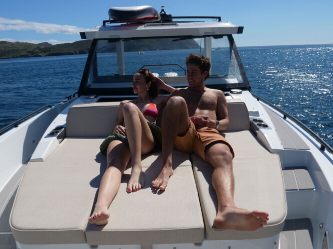 Motorboat Quarken 35 Sport Cala dOr 16