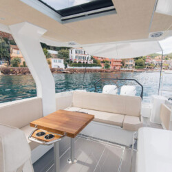 Motorboat Quarken 35 Sport Cala dOr 4