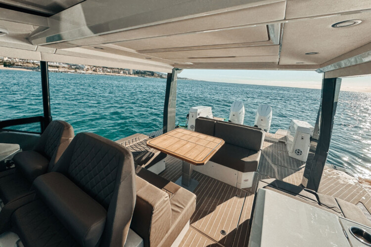 Motorboat Saxdor 400 GTO Bali Palma de Mallorca 10