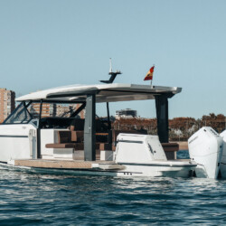 Motorboat Saxdor 400 GTO Bali Palma de Mallorca 11