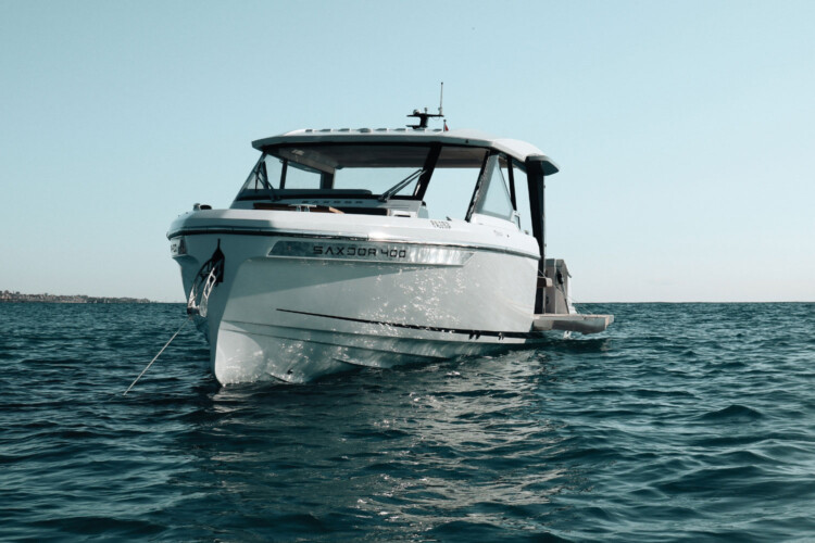 Motorboat Saxdor 400 GTO Bali Palma de Mallorca 3