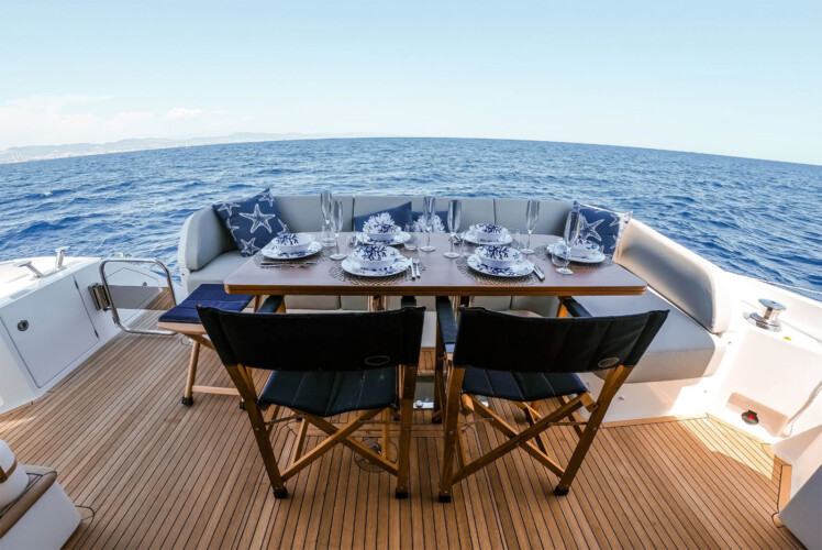 Yacht Azimut 53 Sea Shell Palma 28
