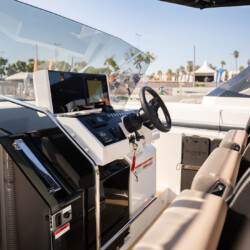 Jacht De Antonio D32 Open Dory Port Calanova 2