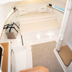 Jacht De Antonio D32 Open Dory Port Calanova 3