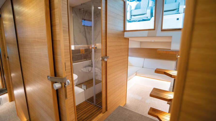 Yacht De Antonio D42 Open Ohana Port Calanova 12