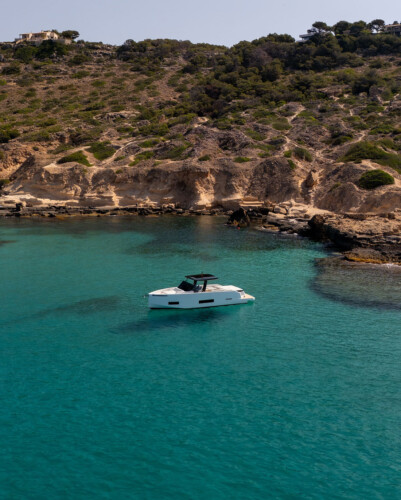 Yacht De Antonio D42 Open Ohana Port Calanova 15