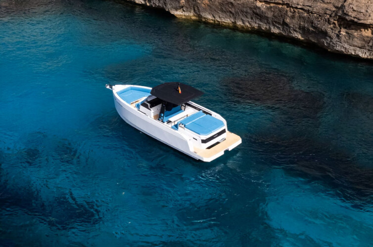 Yacht De Antonio Yachts D29 Open Bella Port Calanova 1