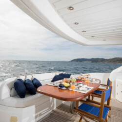 Yacht Sunseeker Manhattan 66 Tapia Bay Palma 15