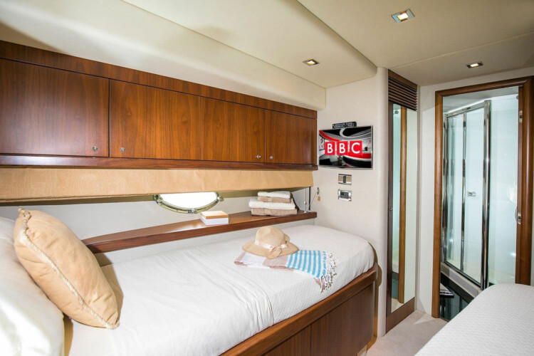 Yacht Sunseeker Manhattan 66 Tapia Bay Palma 19