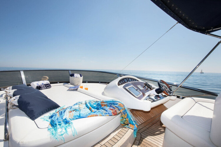 Yacht Sunseeker Manhattan 66 Tapia Bay Palma 20