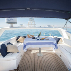 Yacht Sunseeker Manhattan 66 Tapia Bay Palma 3