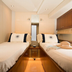 Yacht Sunseeker Manhattan 66 Tapia Bay Palma 9