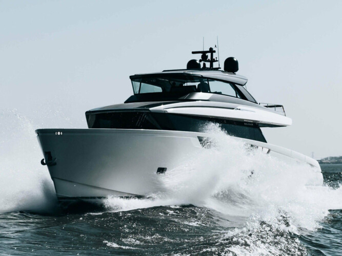 yacht Sanlorenzo SX76 Globito de Mar Palma 11