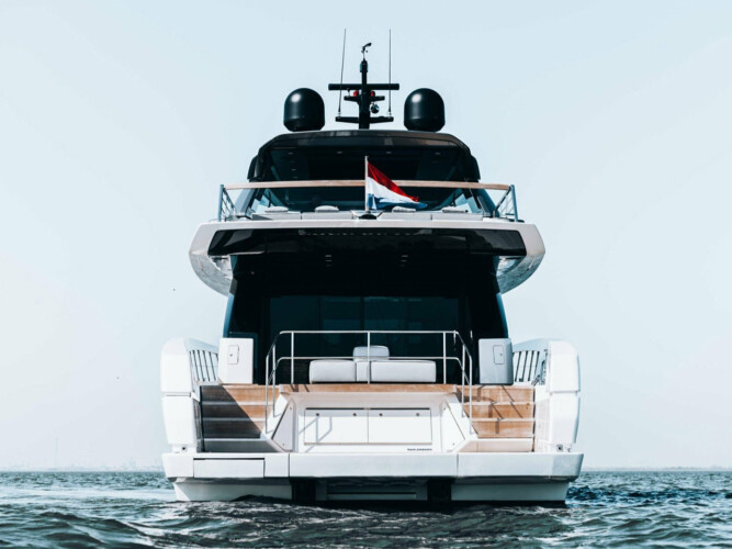 yacht Sanlorenzo SX76 Globito de Mar Palma 9