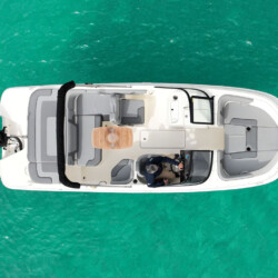Motorboat Bayliner VR6 Can Pastilla 1