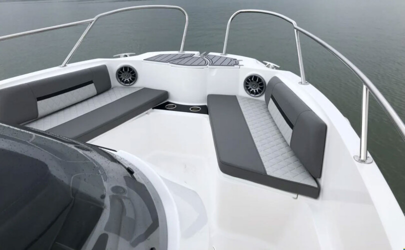 Motorboat Karnic 601 Alcudia 3