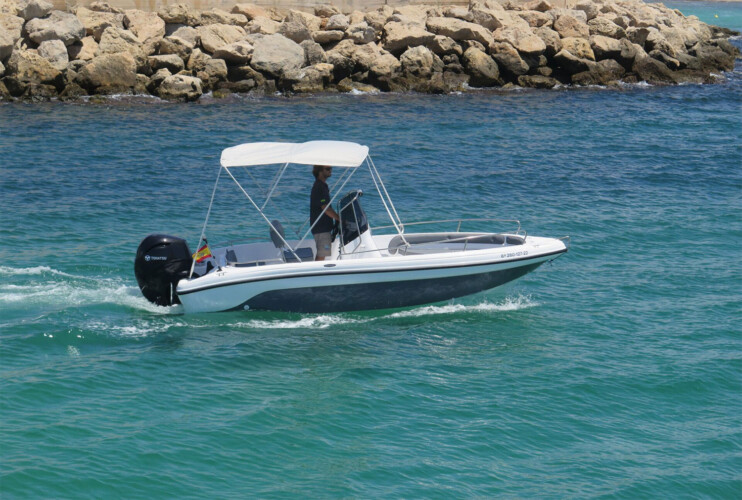 Bateau à moteur Poseidon R540 Can Pastilla 3