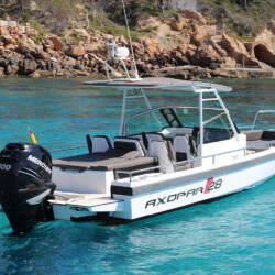 Motorboat Axopar 28 T-Top Santa Ponsa 12