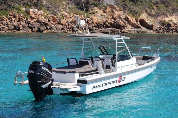 Motorboat Axopar 28 T-Top Santa Ponsa 12