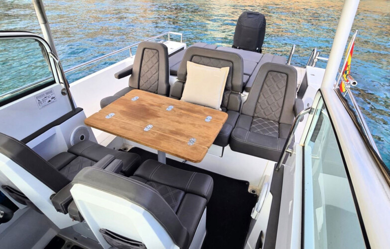 Motorboat Axopar 28 T-Top Santa Ponsa 2