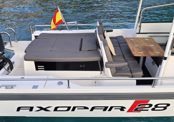 Motorboat Axopar 28 T-Top Santa Ponsa 3