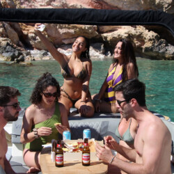 Motorboat Bayliner VR6 Santa Ponsa 2