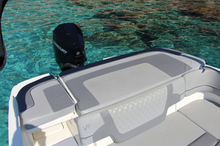 Motorboat Bayliner VR6 Santa Ponsa 4