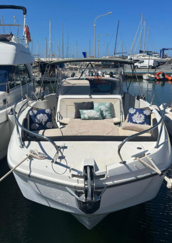 Lancha motora Beneteau Flyer 8.8 Sunny Can Pastilla 7