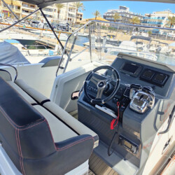 Lancha motora Beneteau Flyer 8.8 Sunny Can Pastilla 8