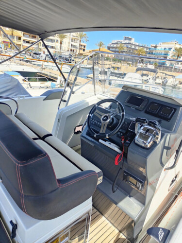 Lancha motora Beneteau Flyer 8.8 Sunny Can Pastilla 8