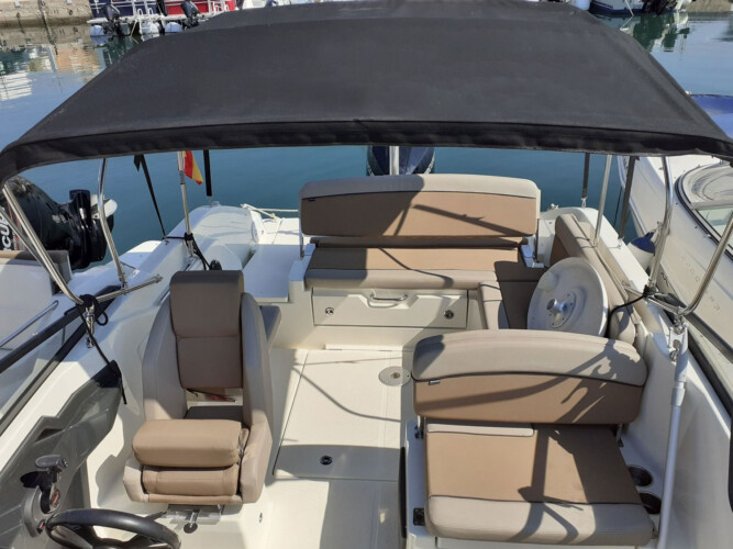 Bateau à moteur Quicksilver Activ 675 Good Life 5