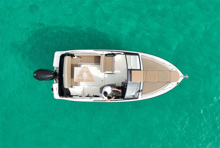 Bateau à moteur Quicksilver Activ 675 Good Life 6