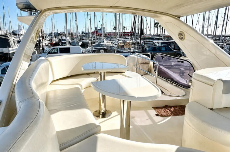 Yacht Azimut 50 EdenRoc Palma de Majorque 13