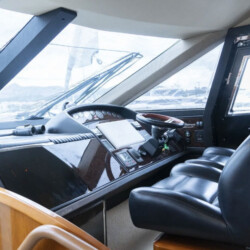 Yacht Princess 67 Luna Alcudia 1