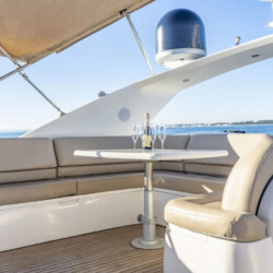 Yacht Princess 67 Luna Alcudia 15