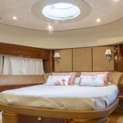 Yacht Princess 67 Luna Alcudia 5