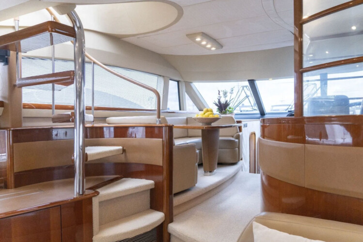 Yacht Princess 67 Luna Alcudia 6